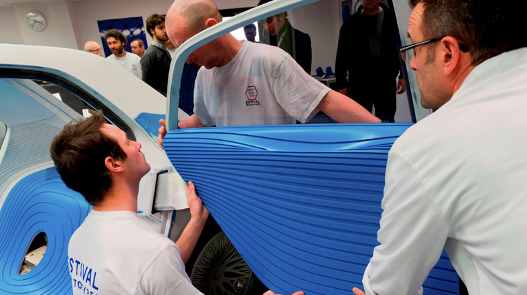 Tìm hiểu thiết kế Renault Twin’Z renault-twinz-dd-27.jpg