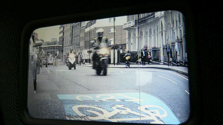 Phía sau những vòng quay của Volkswagen XL1 (P2) volkswagen-xl1-10.jpg