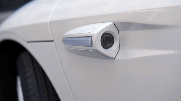 Phía sau những vòng quay của Volkswagen XL1 (P2) volkswagen-xl1-32.jpg