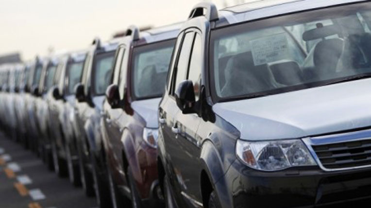 Giá ôtô Việt Nam ngất ngưởng vì đặc quyền 