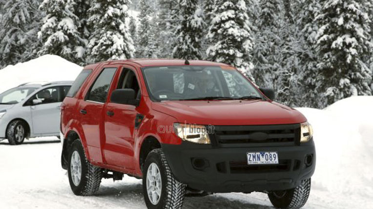 Ford Everest mới sẽ ra mắt tại triển lãm Bangkok 2014 2015-Ford-Everest-spy-photo.jpg