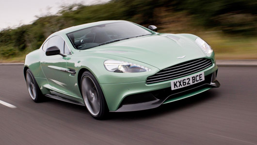 “Tá hỏa” với cách gọi tên xe ở Trung Quốc Aston-Martin-Vanquish-front-three-quarters-in-motion-1024x640.jpg