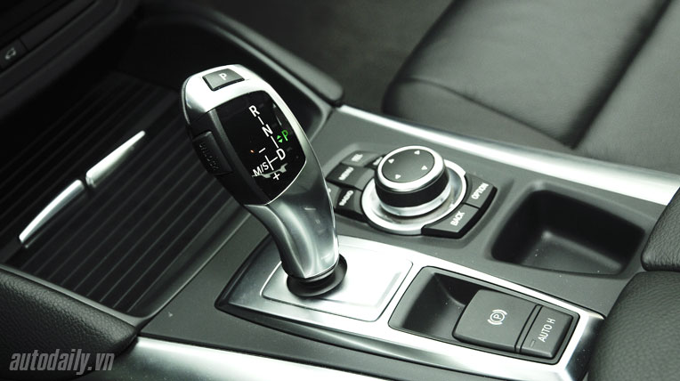 Lái thử BMW X6 trị giá 3,3 tỷ đồng Autodaily-BMW-X6 (41).jpg