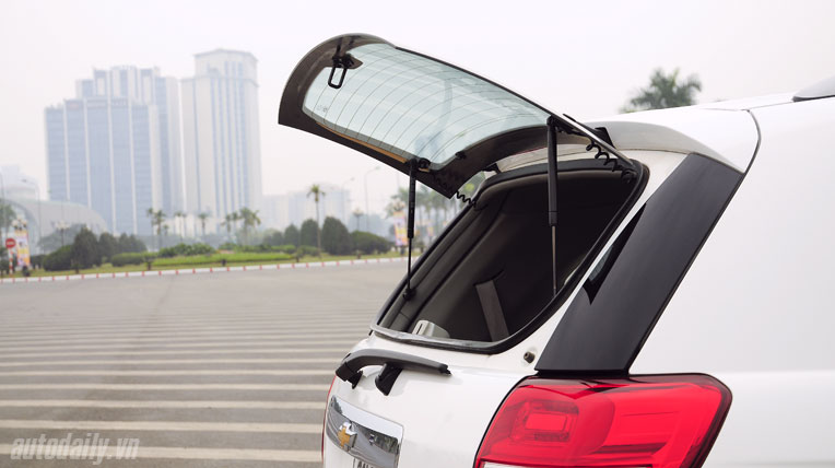 Chevrolet Captiva LTZ 2013 - Lấy lại danh tiếng Autodaily-Captiva-2013 (32).jpg