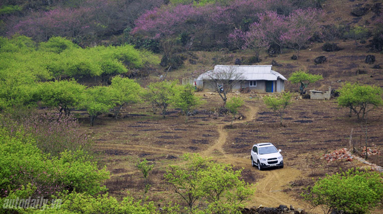 Chevrolet Captiva LTZ 2013 - Lấy lại danh tiếng Autodaily-Captiva-2013 (7)-1.jpg