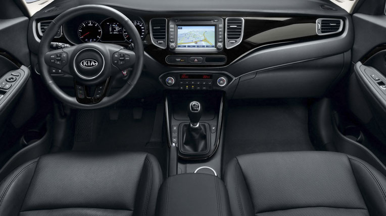 BMW 2-Series Active Tourer và Kia Cares MPV quá giống nhau BMW-Kia-Comparo-10.jpg