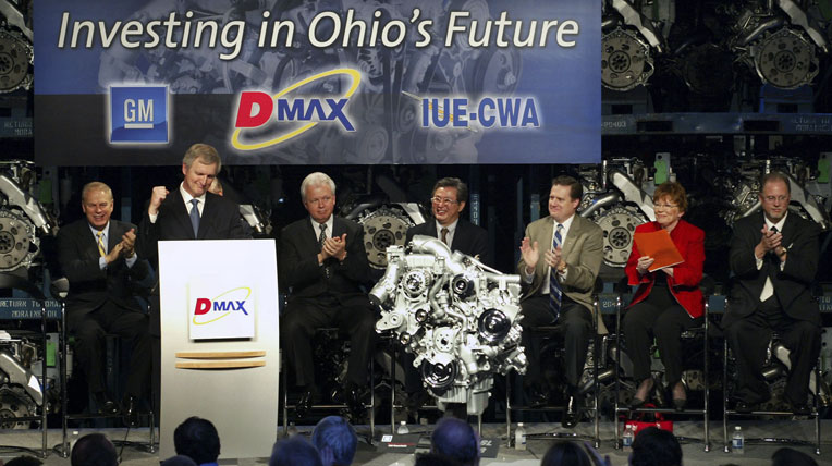 GM và Isuzu đầu tư 60 triệu USD sản xuất động cơ GM-DMAX-investment-conference.jpg