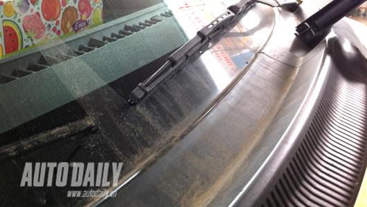 Khắc phục xước kính lái chỉ với 1 triệu đồng IMG_1370.jpg