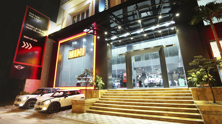 Phòng trưng bày MINI Hà Nội đi vào hoạt động MINI-Hanoi (2).jpg