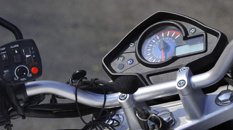 Thêm mẫu côn tay giá rẻ ra mắt thị trường Việt VM-helios-175-20a.jpg