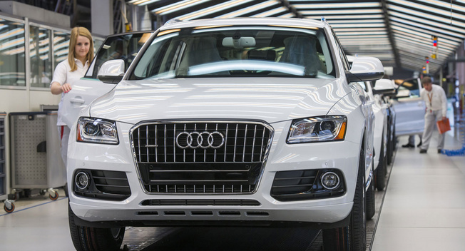 Ngôi vương xe sang: Cuộc cạnh tranh khốc liệt audi-q7.jpg