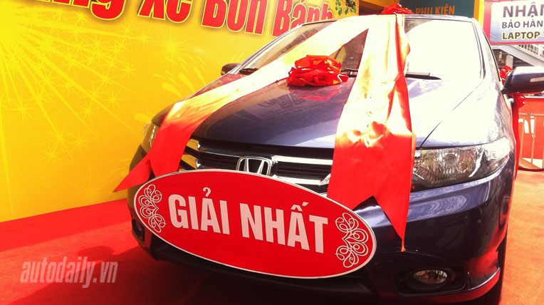 Mua đồ, gửi tiền trúng ôtô mới coóng autodaily-khuyenmai-xe-2.jpg