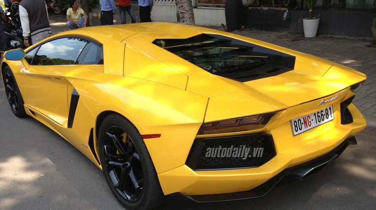 Minh “nhựa” bất ngờ “trưng” siêu xe trên phố autodaily-sieuxe-(4)-1.jpg