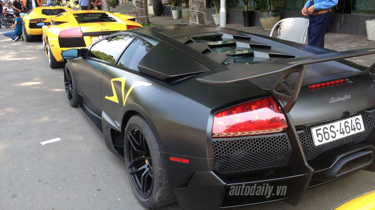 Minh “nhựa” bất ngờ “trưng” siêu xe trên phố autodaily-sieuxe-(7)-1.jpg
