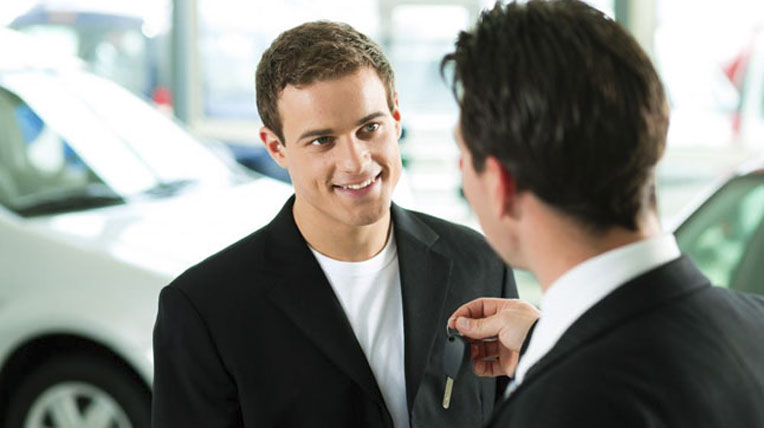 Lựa chọn thời điểm mua xe phù hợp: Không phải chuyện đùa car-buying.jpg