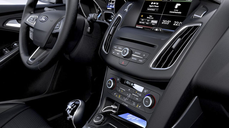 Ford Focus 2014 chính thức lộ diện ford-focus-2014 (2).jpg