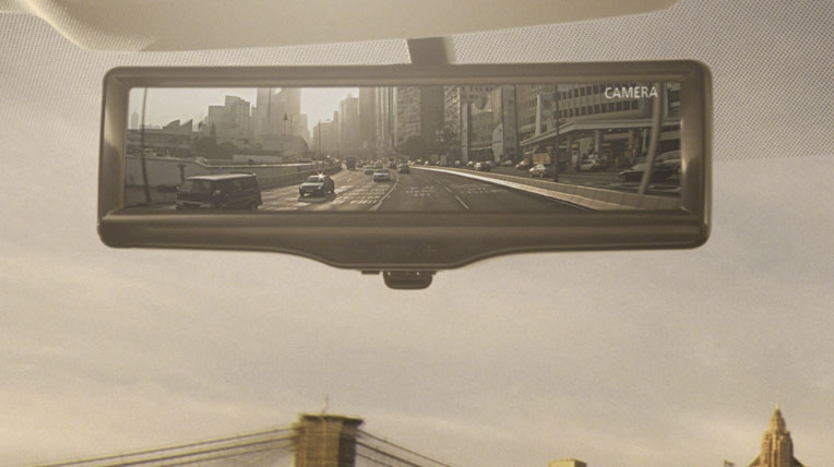 Nissan giới thiệu gương hậu thông minh guong-hau-nissan (3).jpg