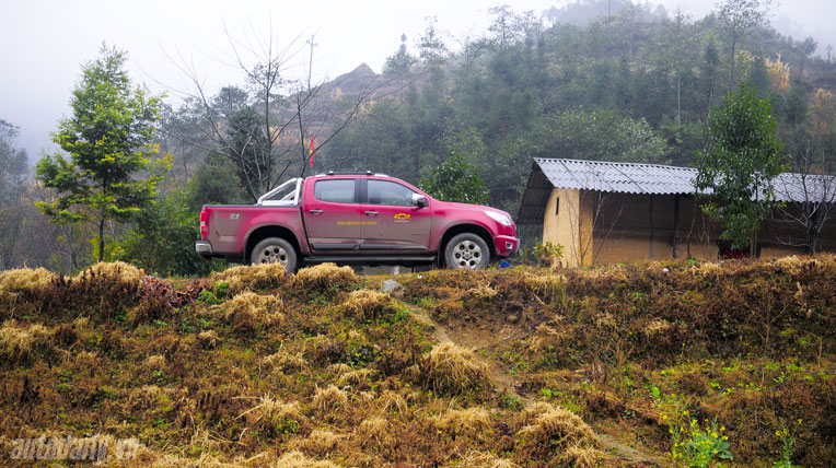 Xuân trên “rừng đá” hanh-trinh-ha-giang-chervolet (14).jpg