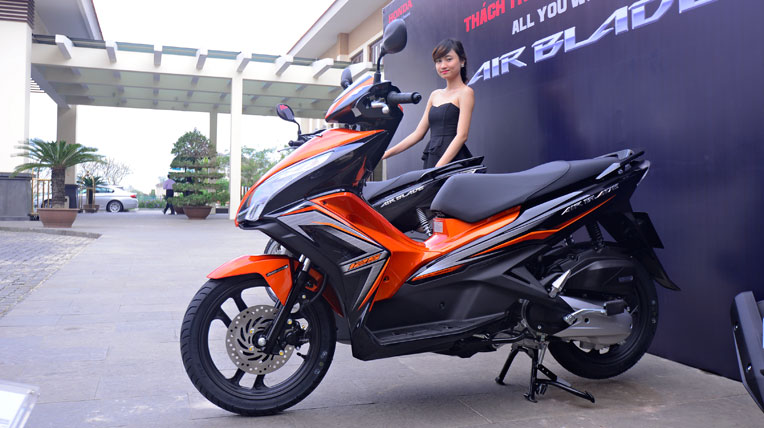 Honda Việt Nam giới thiệu Air Blade mới honda-airblade-moi (1).jpg