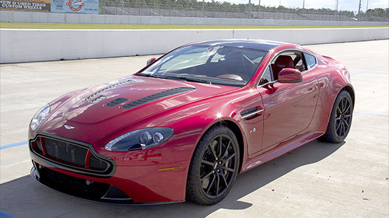 Thế cờ siêu xe thế giới năm 2013 sieu-xe-va-xe-sieu-sang (3).jpg