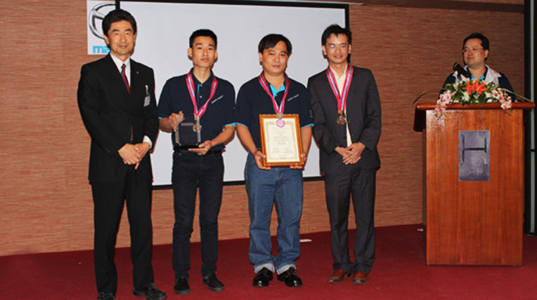 Autodaily nóng trong tuần (03/03 – 09/03) thi-tay-nghe-Mazda-1.jpg