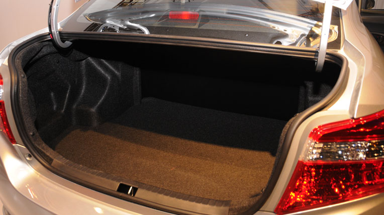 Cận cảnh Toyota Vios 2014 tại Việt Nam toyota-vios-2014-viet-nam (6).jpg