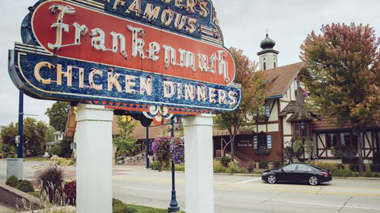 Đánh giá xe sang, giá rẻ: Mercedes-Benz CLA250 2014 2014-mercedes-benz-cla250-photo-556537-s-520x318.jpg