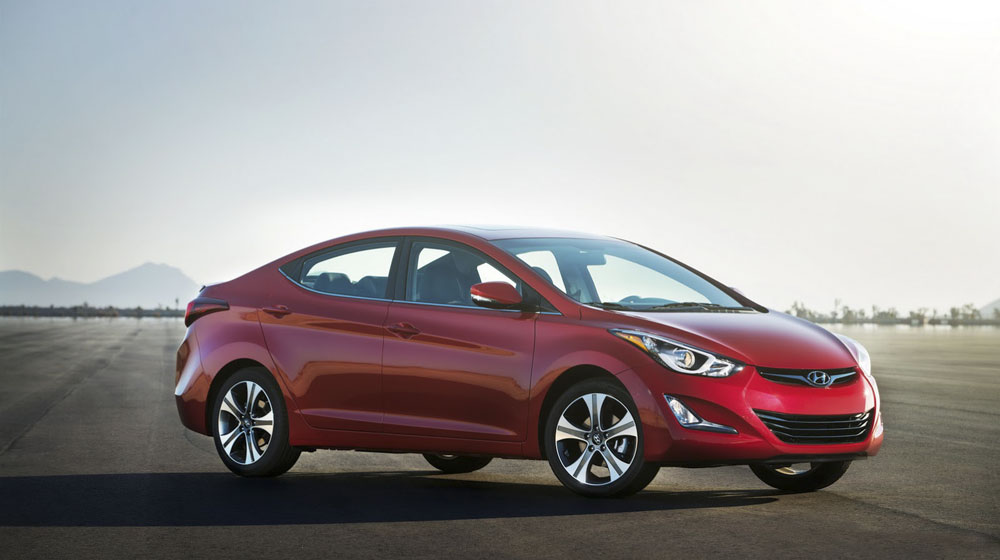 Hyundai Elantra 2015 có giá từ 17.250 USD 2015-Hyundai-Elantra-10.jpg