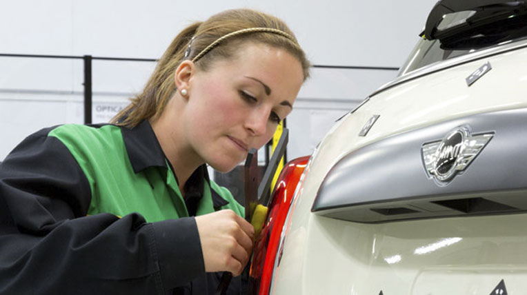 BMW có thể sản xuất MINI và một số dòng xe nhỏ tại Mexico 2015-Mini-hatch-production-0.jpg