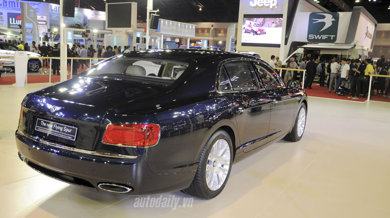 Ngắm Bentley New Flying Spur W12 tại triển lãm Bangkok Bentley-New-Flying-Spur-Bangkok-Motor-Show-2014 (9).jpg