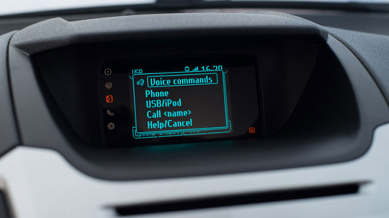 Đánh giá xe nhỏ, tiết kiệm: Ford EcoSport EcoSport_ASEAN_interior_018.jpg