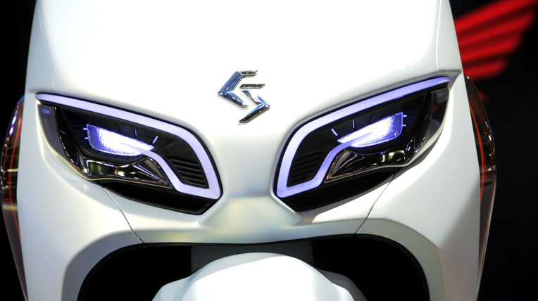 ES01 concept – scooter lạ mắt của Honda Honda-ES01-concept (14).jpg