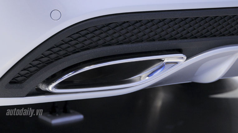 Mercedes-Benz C-Class 2015 sẽ sớm về Việt Nam Mercedes-Benz-C-Class-2015 (10).jpg