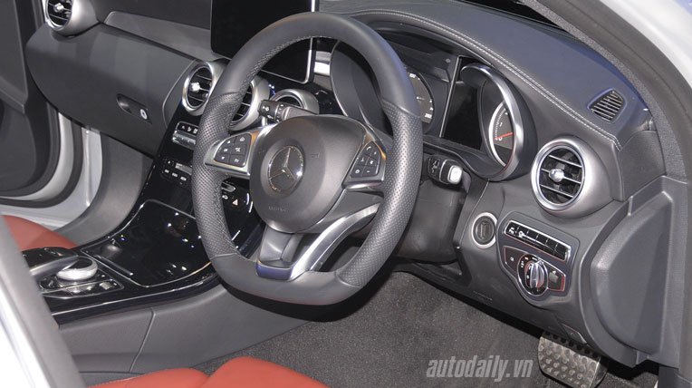 Mercedes-Benz C-Class 2015 sẽ sớm về Việt Nam Mercedes-Benz-C-Class-2015 (11).jpg