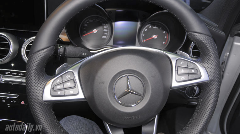 Mercedes-Benz C-Class 2015 sẽ sớm về Việt Nam Mercedes-Benz-C-Class-2015 (13).jpg