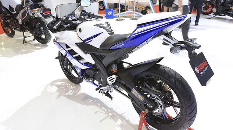 Yamaha R15 2.0 2014 có giá 2.600 USD YamahaR15-23.jpg