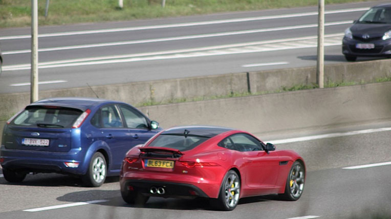 Jose Mourinho lái xế sang xuống phố autodaily-jose-mourinho-jaguar-f-type-s-coupe-(3).jpg