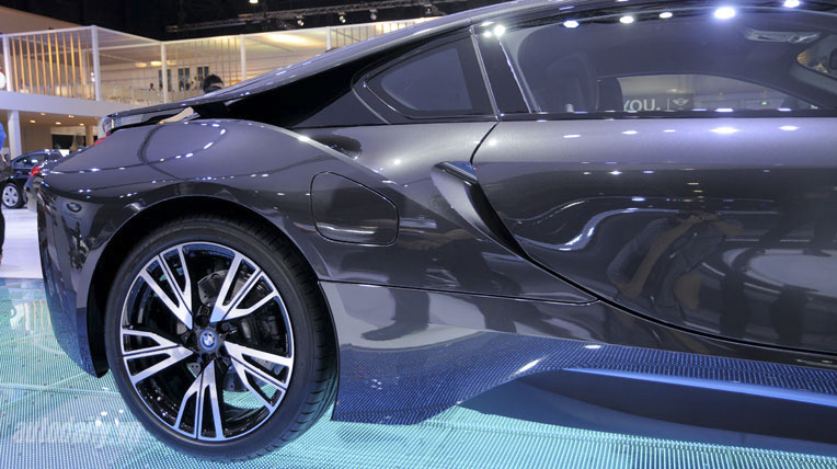 BMW i8 ra mắt thị trường Đông Nam Á bmw-i8-bangkok-motor-show-2014 (12).jpg