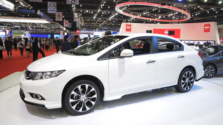 Chính thức khai màn triển lãm ôtô Bangkok 2014 honda-civic-2014 (8).jpg