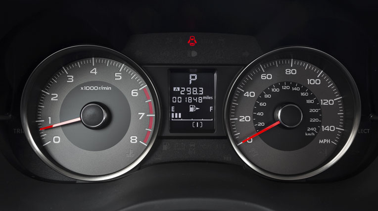 Subaru Forester 2014: SUV thuộc về những cung đường mạo hiểm 2014-Subaru-Forester-20XT-instrument-cluster.jpg