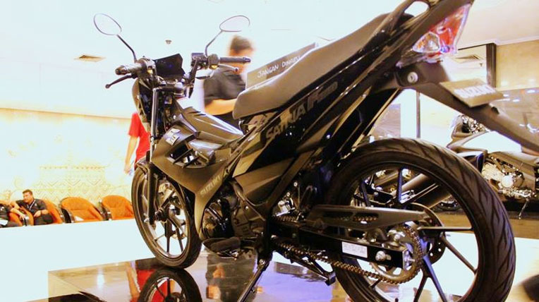 Lộ phiên bản đặc biệt “đen tuyền” của Raider R150 Autodaily-Suzuki-Satria-F150-Spesial-(1).jpg