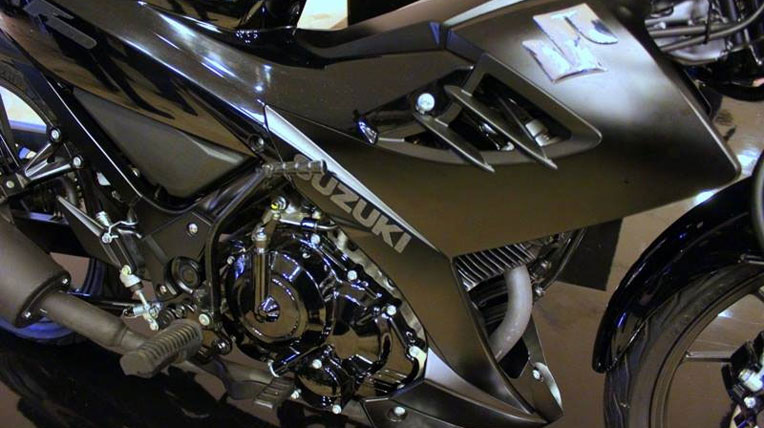 Lộ phiên bản đặc biệt “đen tuyền” của Raider R150 Autodaily-Suzuki-Satria-F150-Spesial-(2).jpg