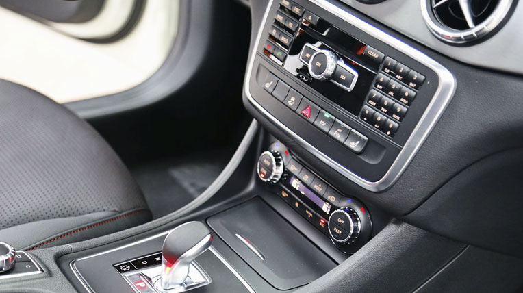 Cận cảnh Mercedes-Benz CLA vừa ra mắt Can-so-tren-xe-CLA-45-AMG-2.jpg