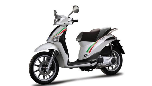 Piaggio giảm lợi nhuận gần 60% năm 2013 Liberty_125_3v_ie_italia_1.jpg