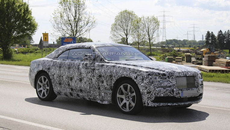 Rolls-Royce Wraith Drophead Coupe 2015 lần đầu lộ diện Rolls-Royce-Wraith-Drophead-Coupe-2015 (1).jpg