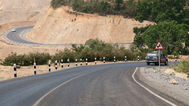 Ngày 5 hành trình Bắc Lào: Đường đến cố đô Luông Pra Băng _AUT6435.jpg