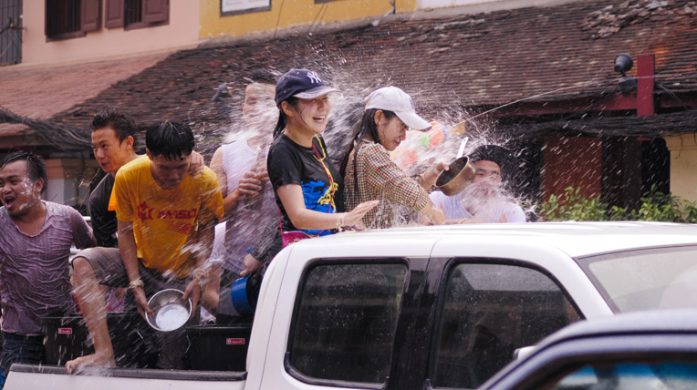 Ngày 5 hành trình Bắc Lào: Đường đến cố đô Luông Pra Băng _AUT6813.jpg