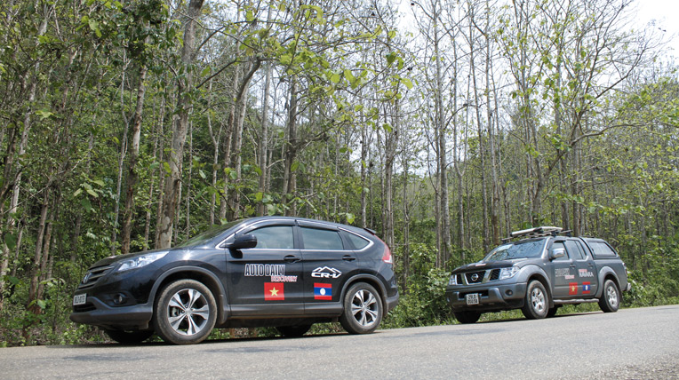 Ngày 5 hành trình Bắc Lào: Đường đến cố đô Luông Pra Băng _EOL7066.jpg