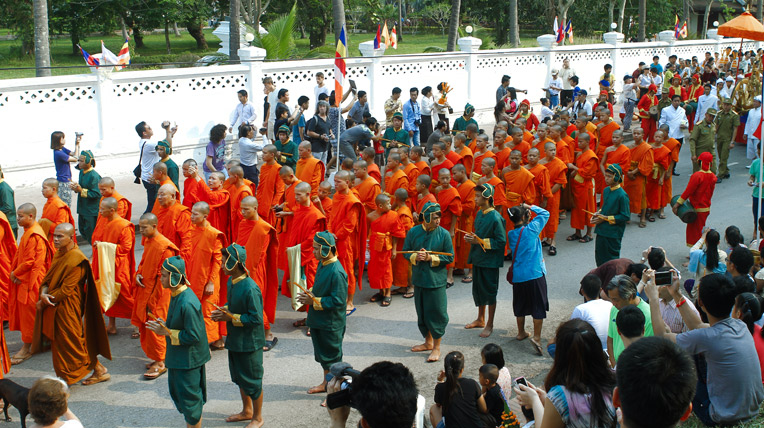 Ngày 6 hành trình Bắc Lào: Cảm nhận Luông Pra Băng _MG_2760.jpg