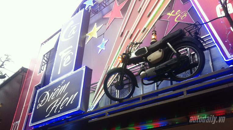 Thêm một “Điểm hẹn” cho dân chơi xế cổ Hà Thành autodaily-cafe-xeco-(18).jpg